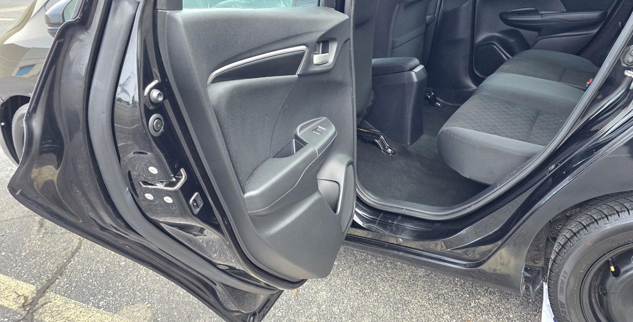 2015 Honda Fit LX Photo