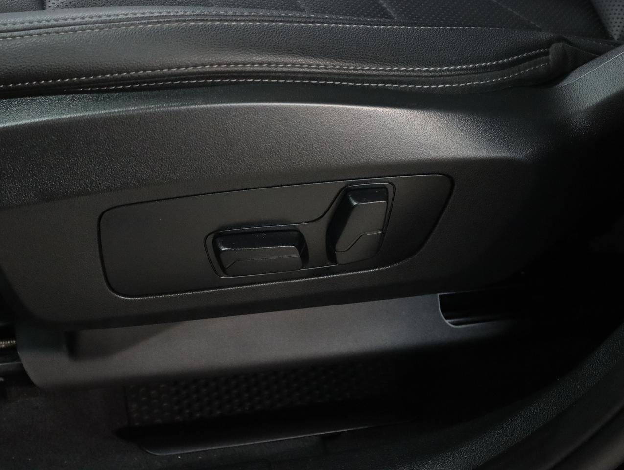2023 BMW X1 xDrive28 | Nav | Leather | Sunroof | BSM | CarPlay Photo