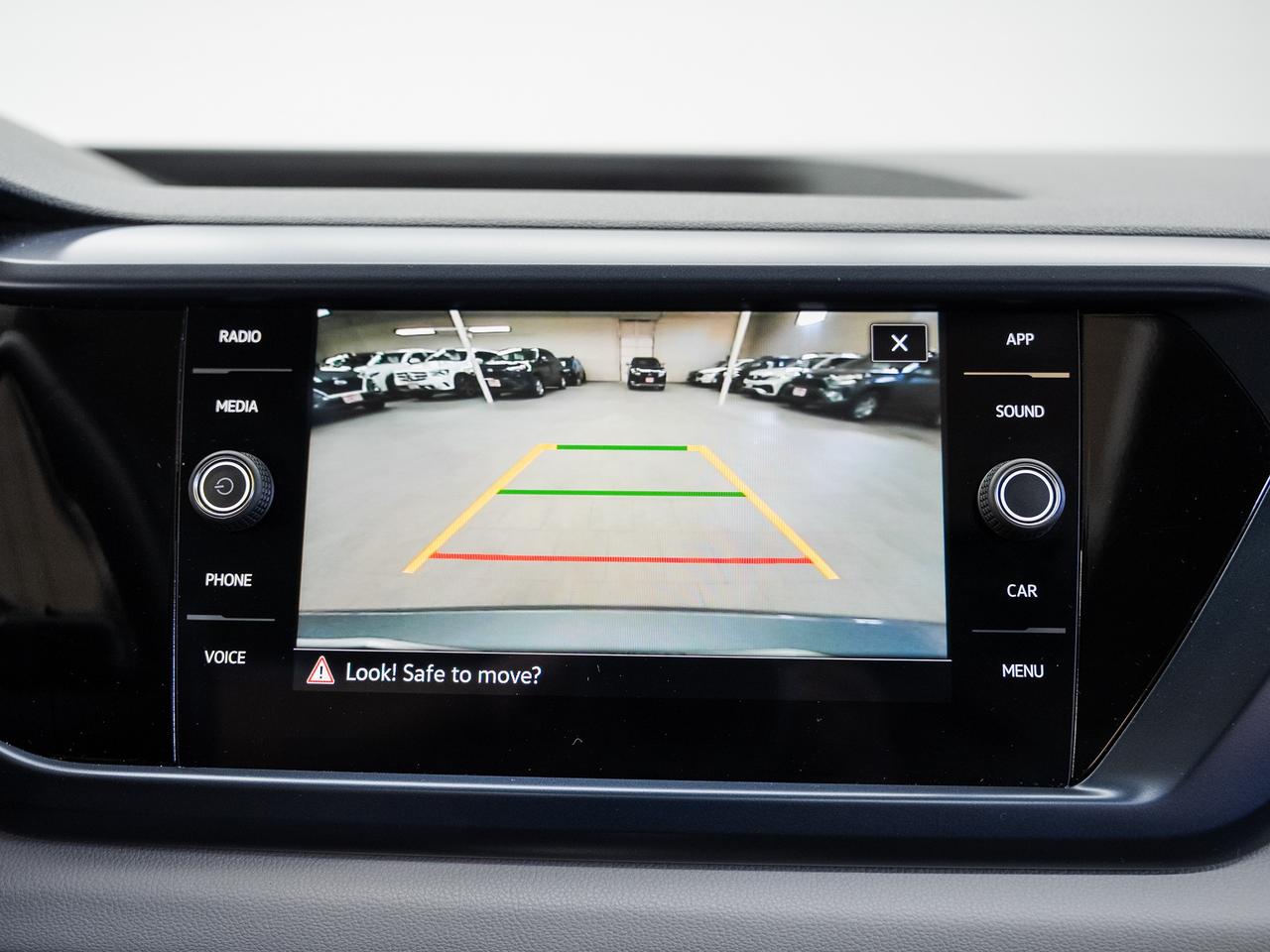 2023 Volkswagen Taos COMFORTLINE AWD | Leather | Panoroof | CarPlay