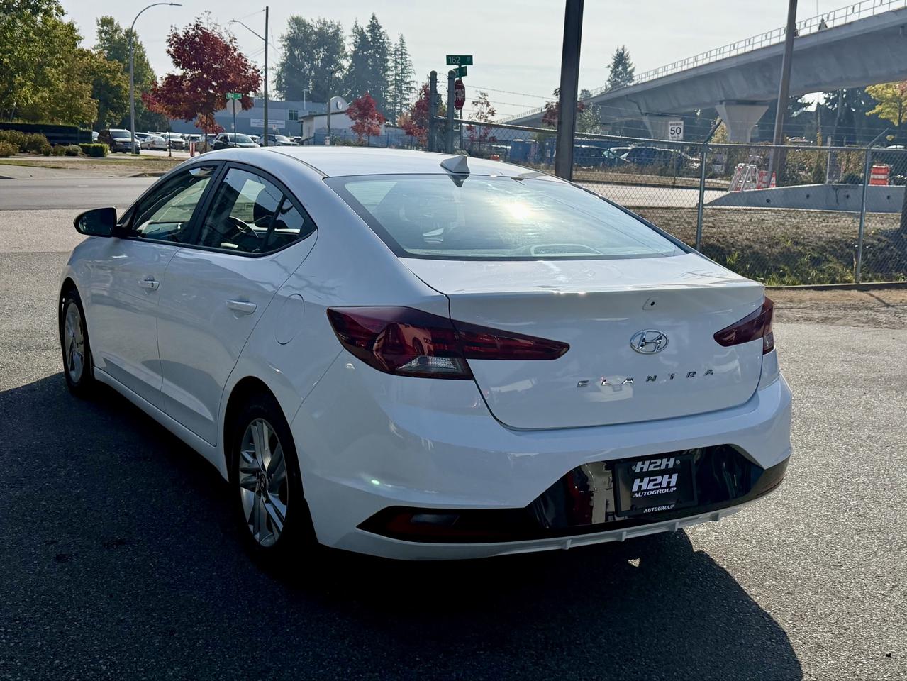 2020 Hyundai Elantra FINANCING AVAILABLE Photo8