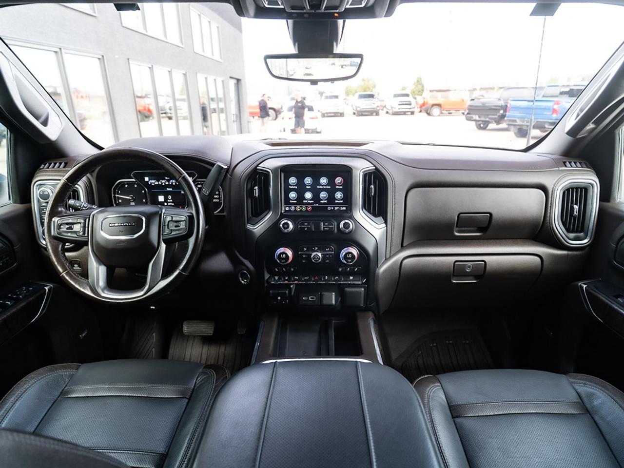 2023 GMC Sierra 3500 4WD Crew Cab Denali Dually Photo7