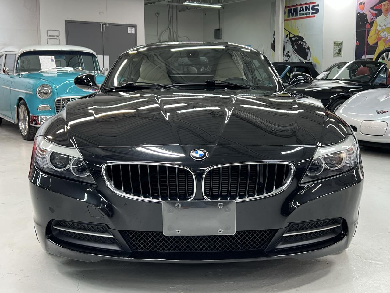 2011 BMW Z4 2dr Roadster sDrive30i Photo