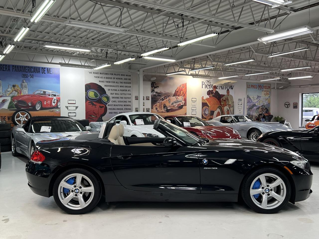 2011 BMW Z4 2dr Roadster sDrive30i Photo