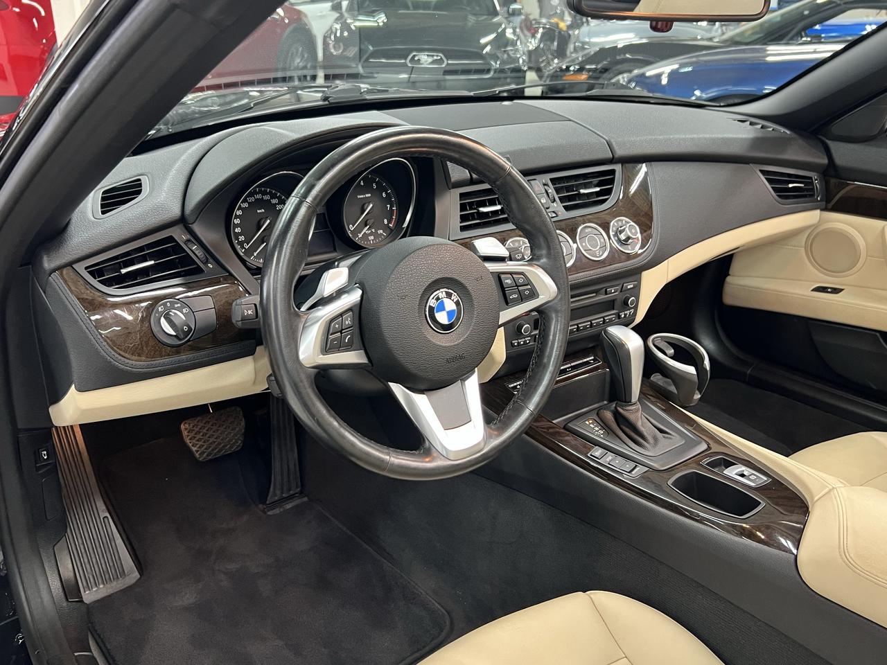 2011 BMW Z4 2dr Roadster sDrive30i Photo
