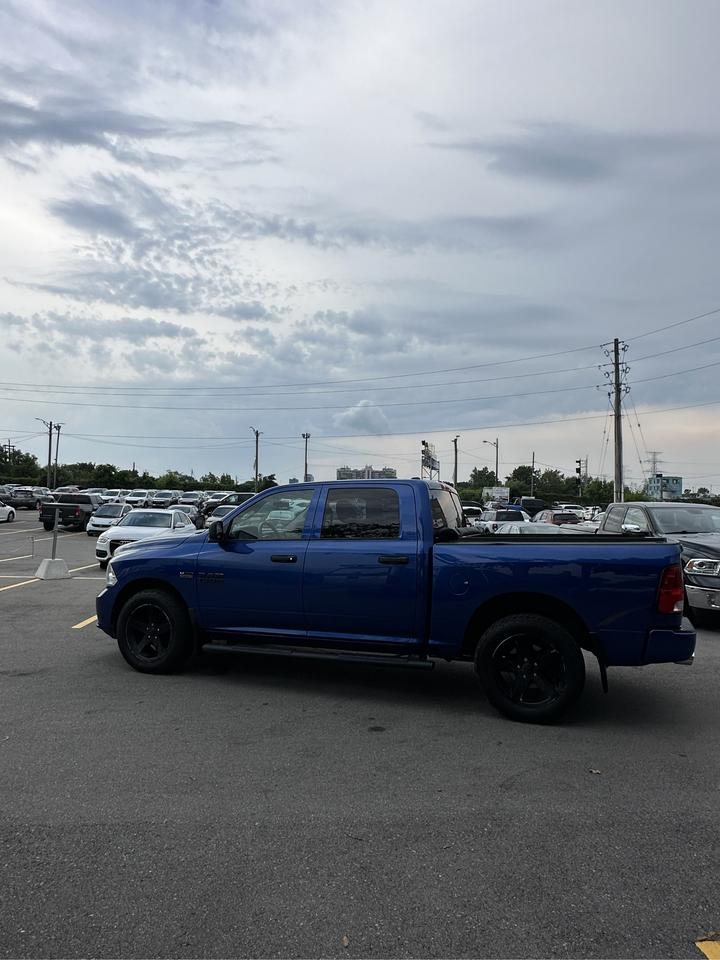 2017 RAM 1500 Express Photo