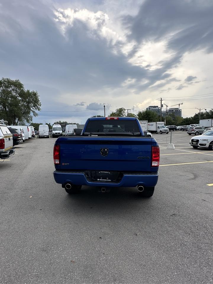 2017 RAM 1500 Express Photo