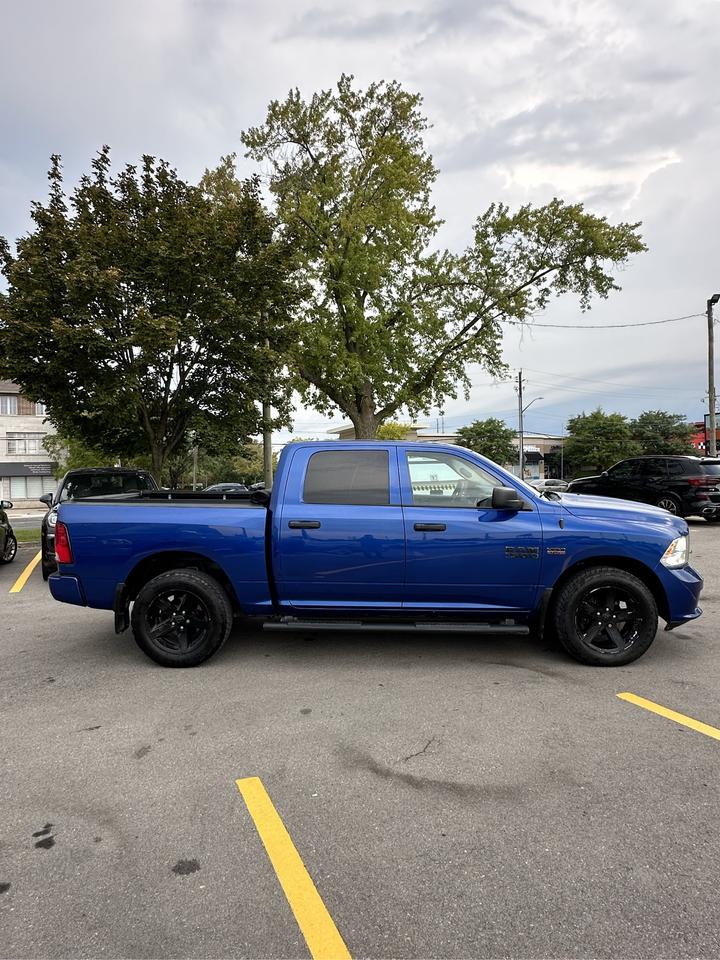 2017 RAM 1500 Express Photo