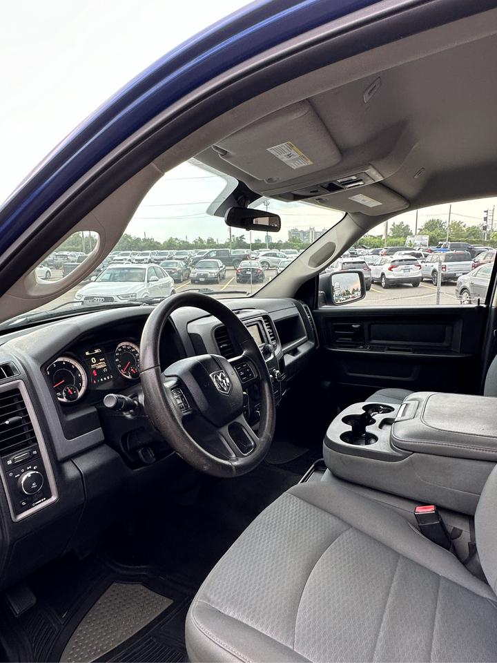 2017 RAM 1500 Express Photo
