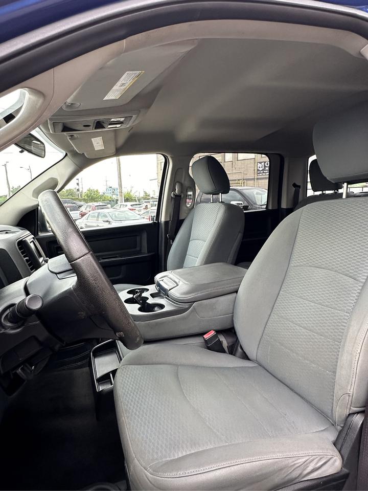 2017 RAM 1500 Express Photo