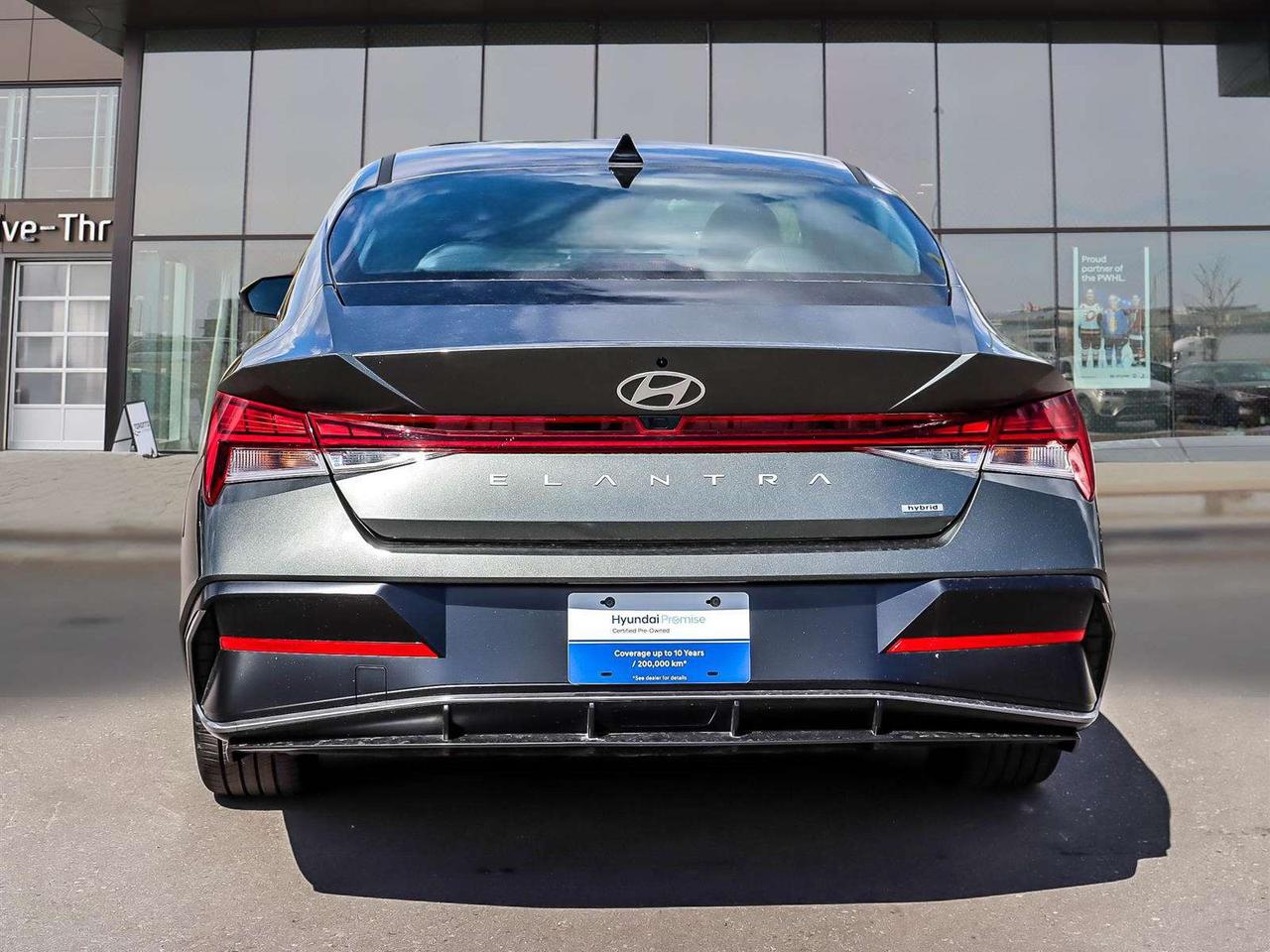 2025 Hyundai Elantra Luxury Photo