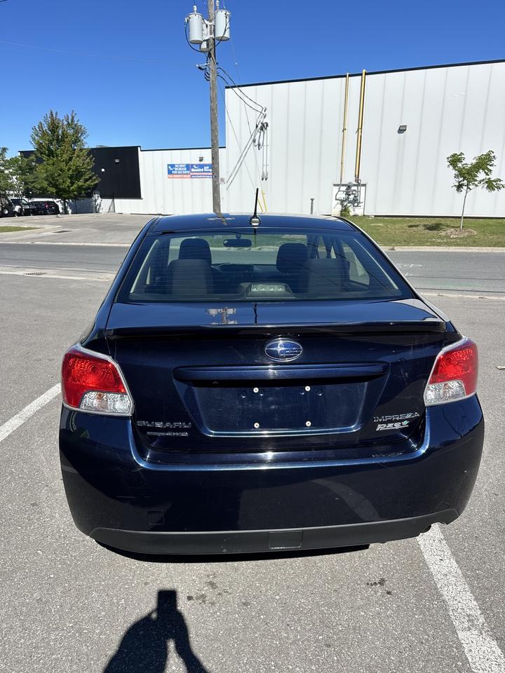 2016 Subaru Impreza 2.0i Premium Photo