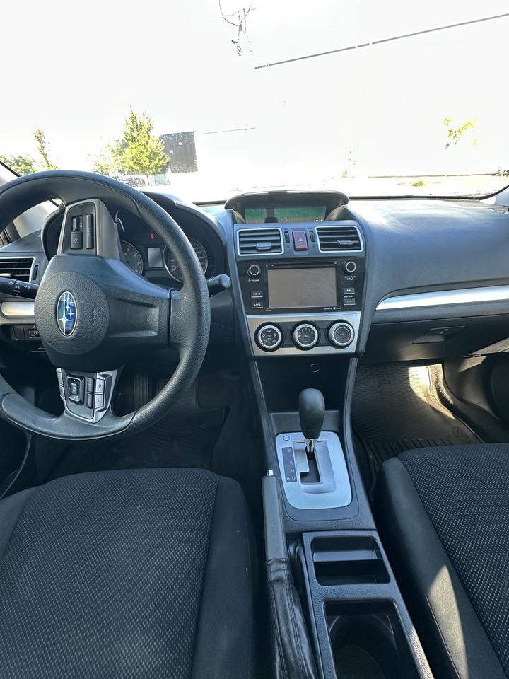 2016 Subaru Impreza 2.0i Premium Photo