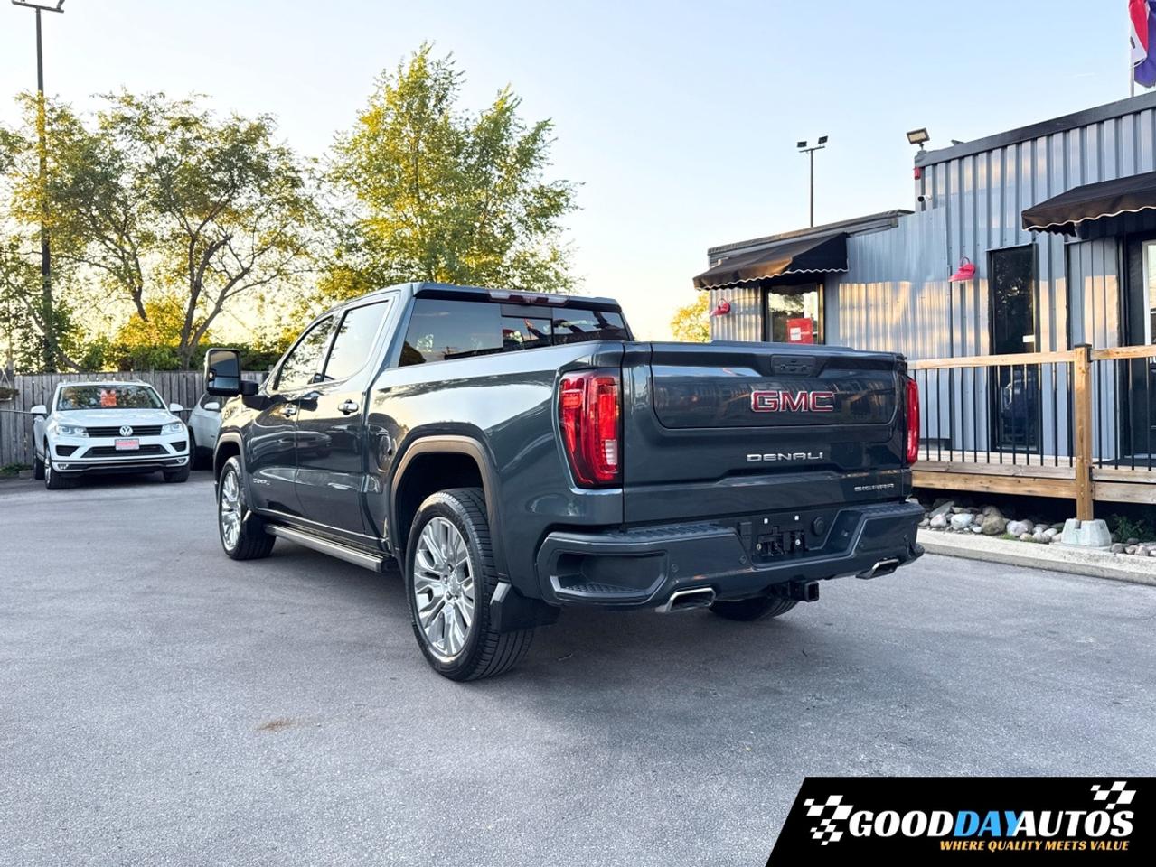 2021 GMC Sierra 1500 Denali ULTIMATE PKG CLEAN CARFAX DEALER SERVICED Photo