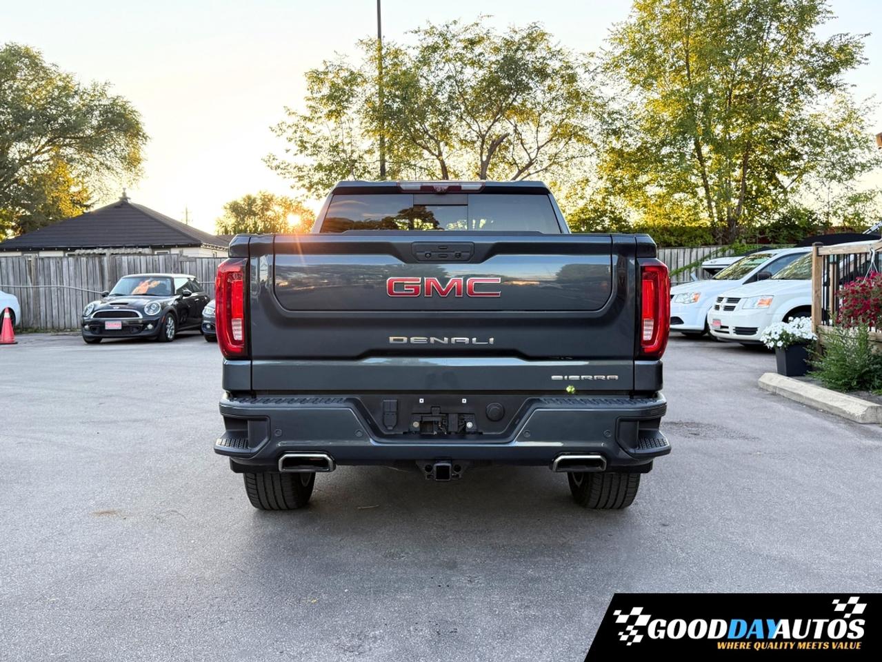 2021 GMC Sierra 1500 Denali ULTIMATE PKG CLEAN CARFAX DEALER SERVICED Photo