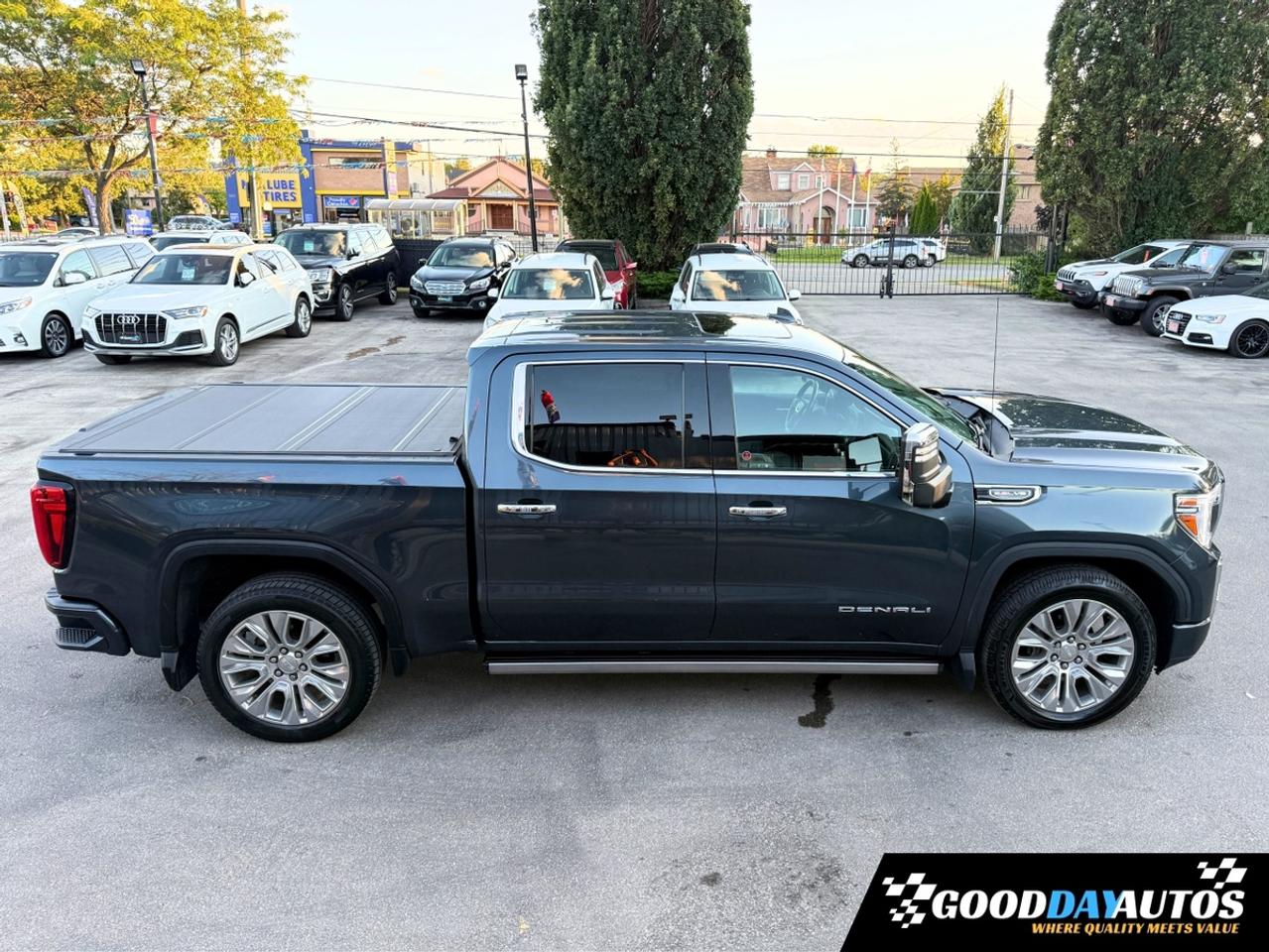 2021 GMC Sierra 1500 Denali ULTIMATE PKG CLEAN CARFAX DEALER SERVICED Photo