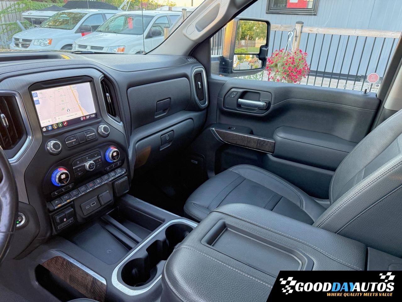 2021 GMC Sierra 1500 Denali ULTIMATE PKG CLEAN CARFAX DEALER SERVICED Photo