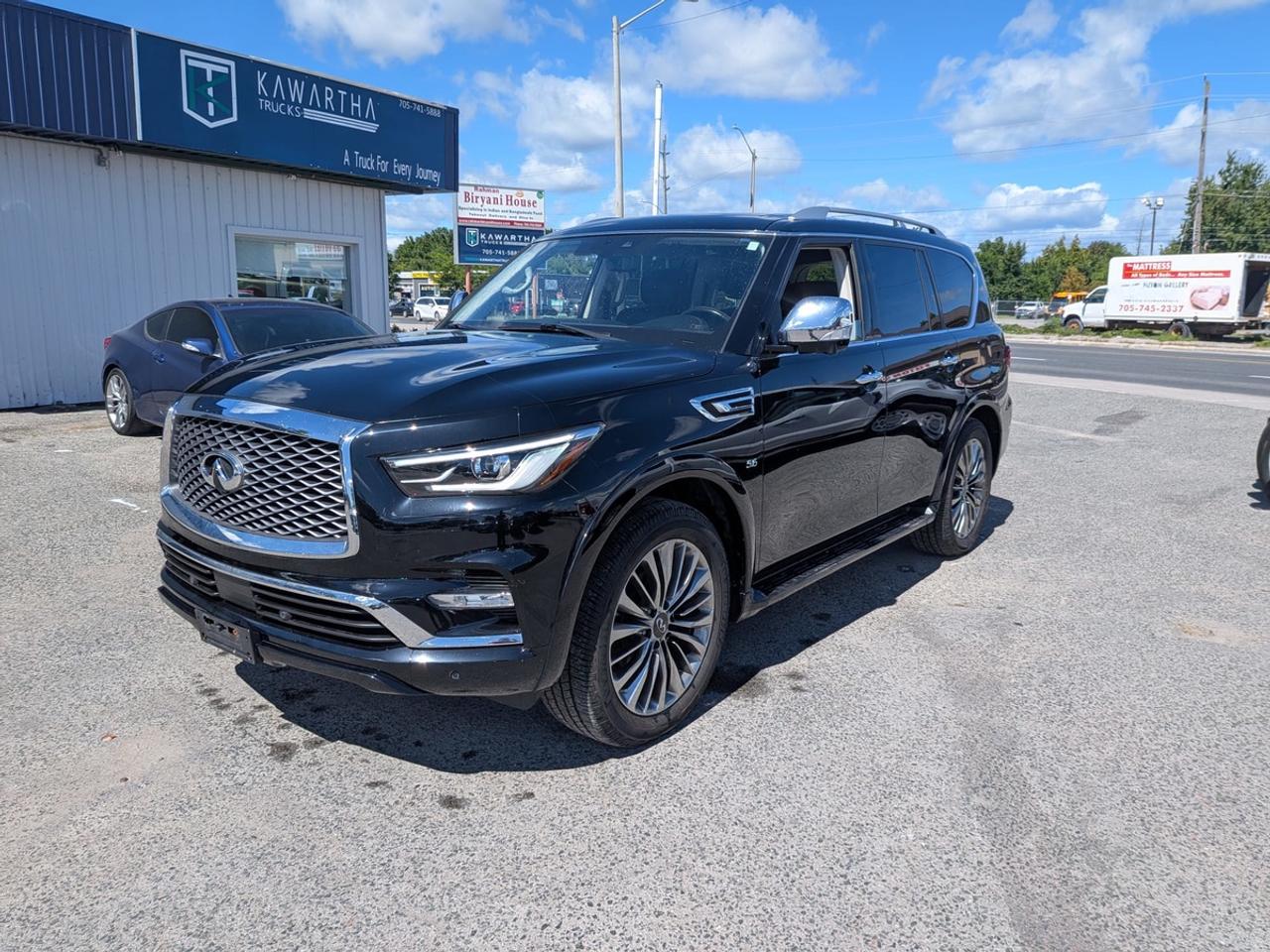2019 Infiniti QX80 LUXE Photo