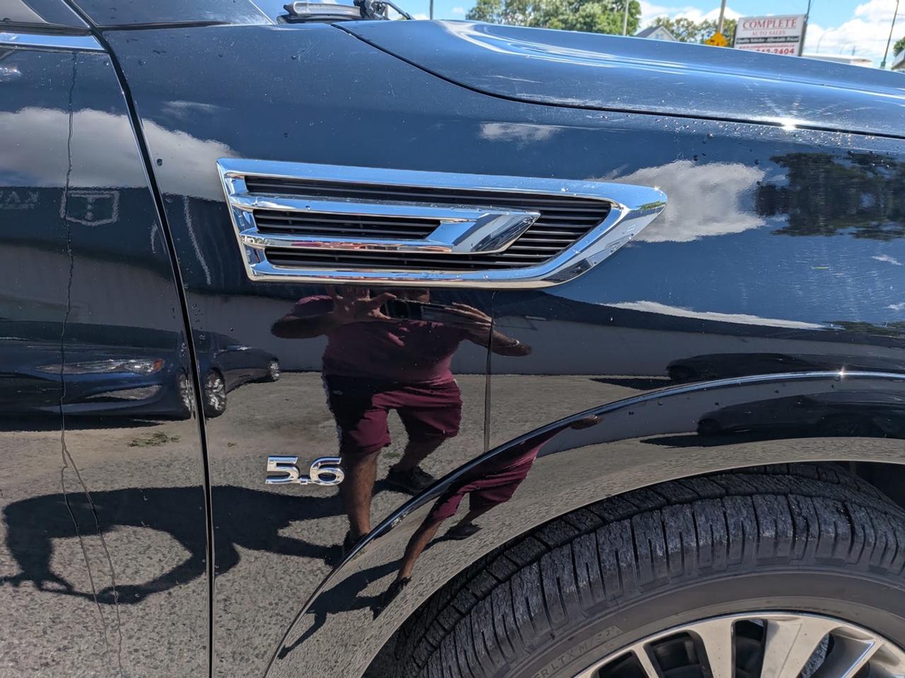 2019 Infiniti QX80 LUXE Photo