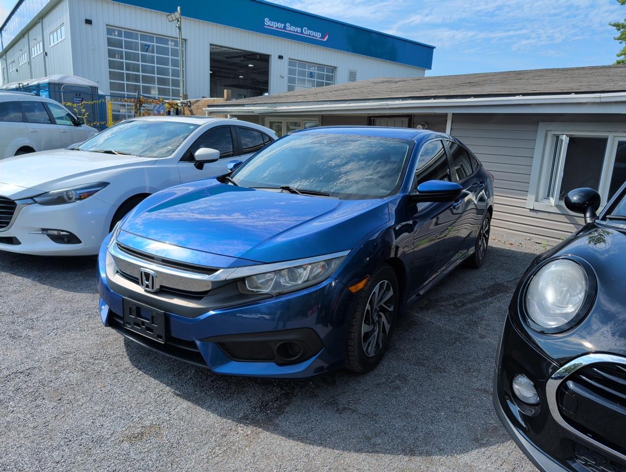 2018 Honda Civic SE Photo0