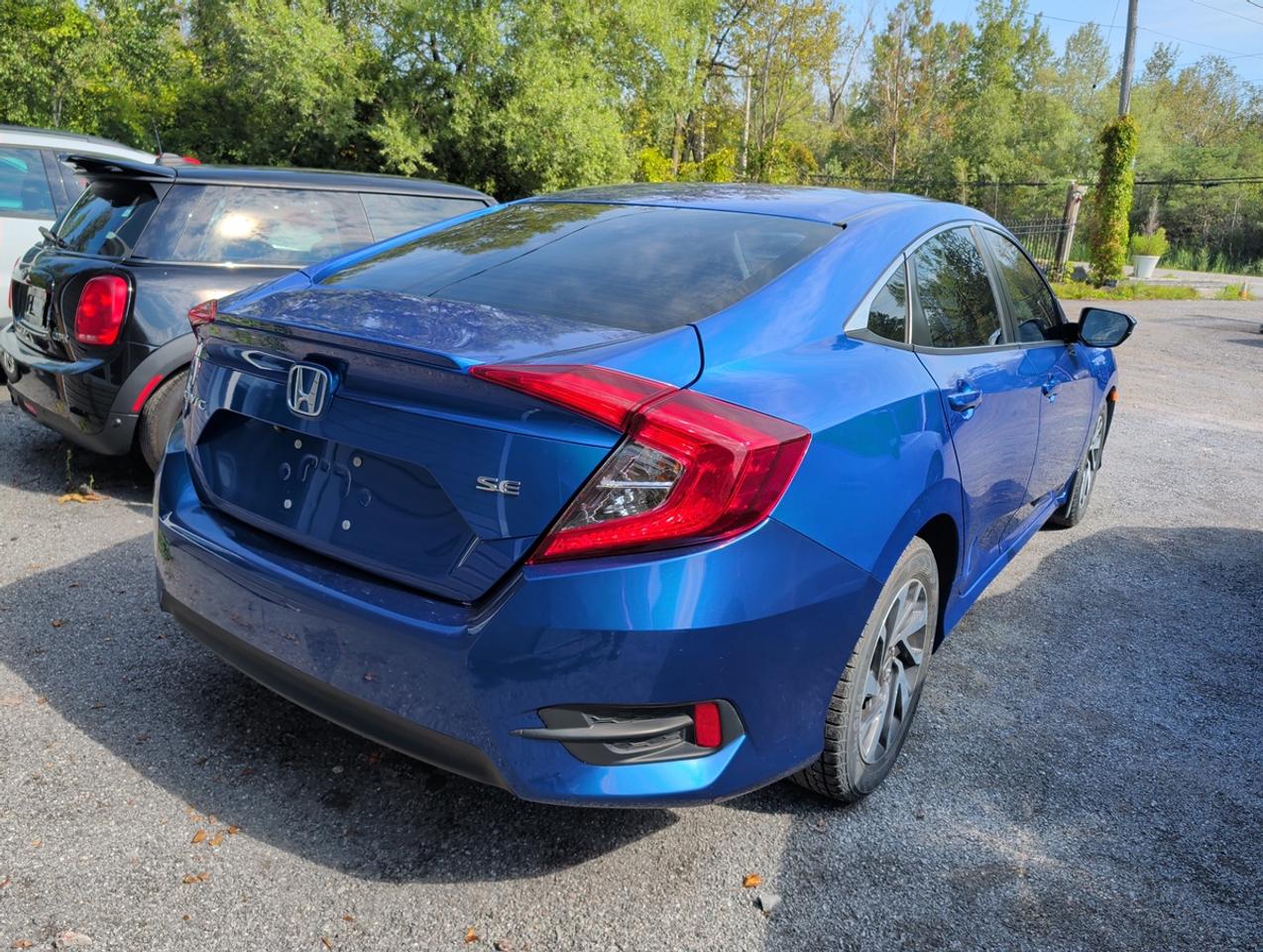 2018 Honda Civic SE Photo