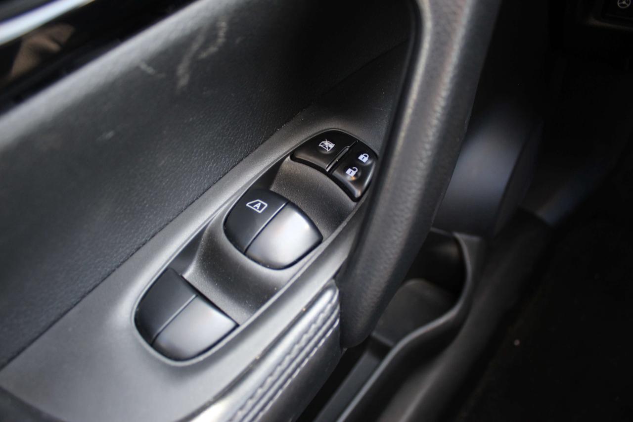 2021 Nissan Qashqai S Photo