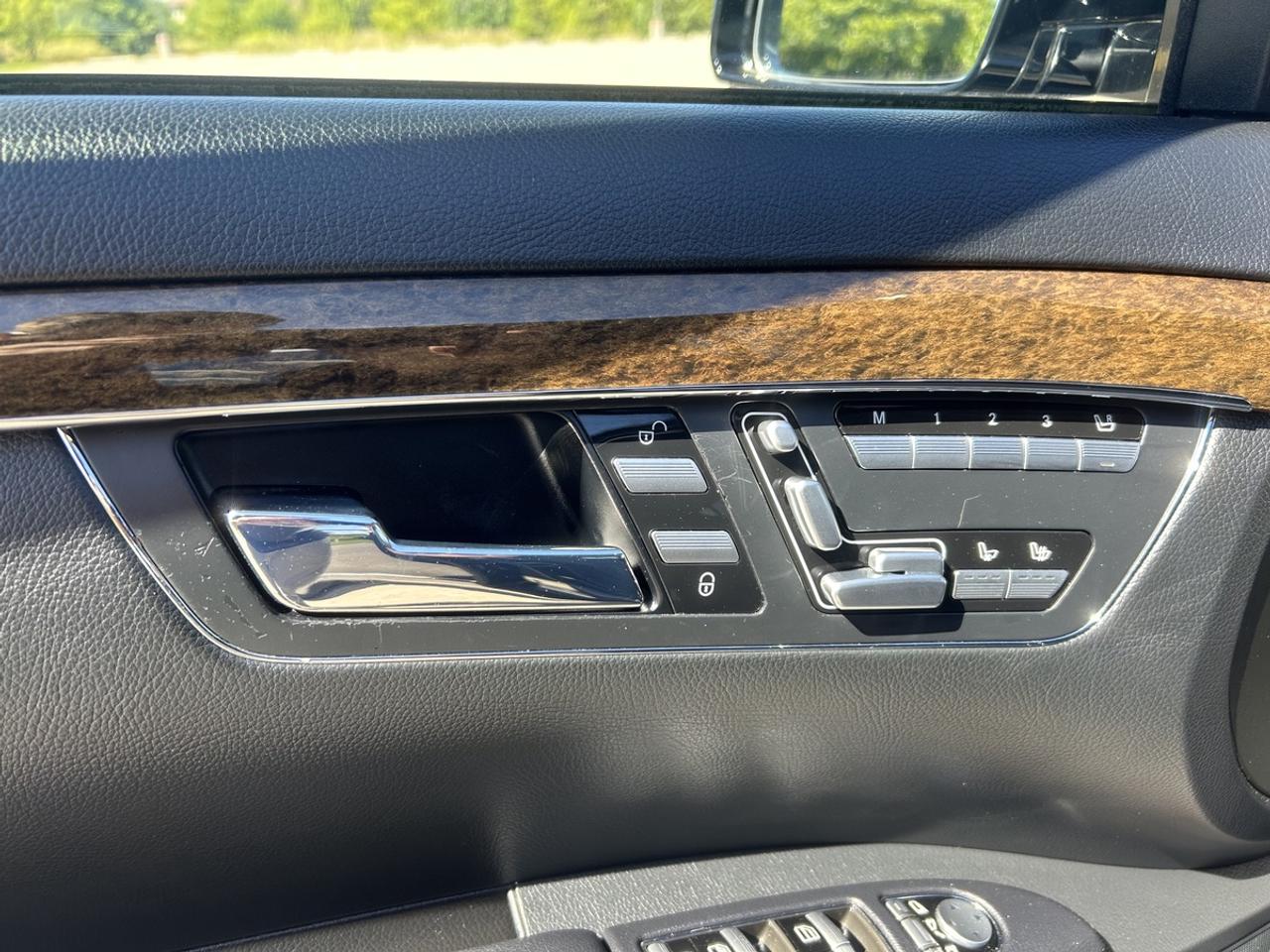2012 Mercedes-Benz S-Class S 350 Bluetec Photo