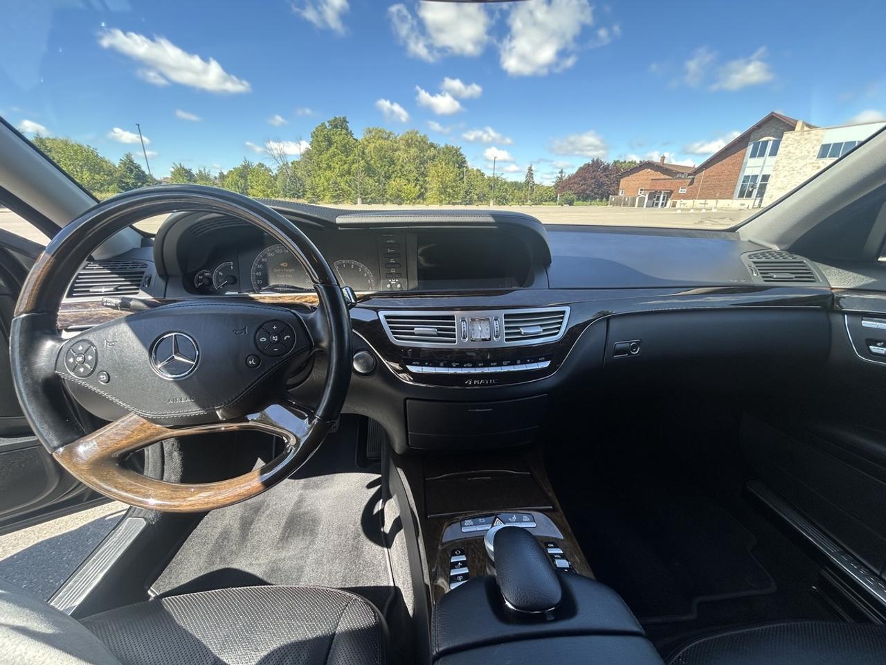 2012 Mercedes-Benz S-Class S 350 Bluetec Photo