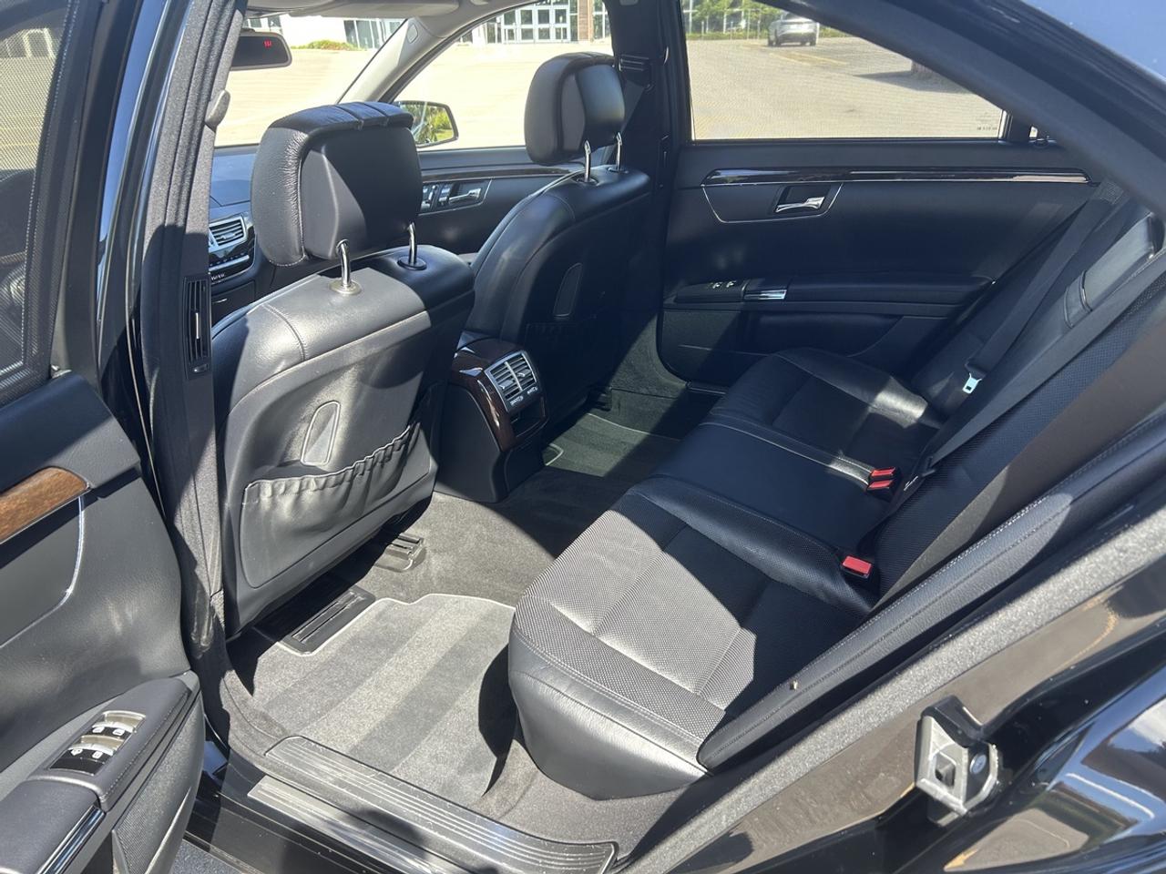 2012 Mercedes-Benz S-Class S 350 Bluetec Photo
