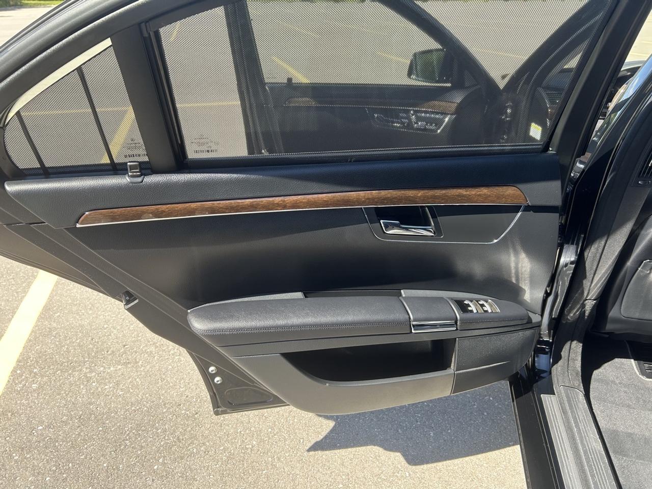 2012 Mercedes-Benz S-Class S 350 Bluetec Photo