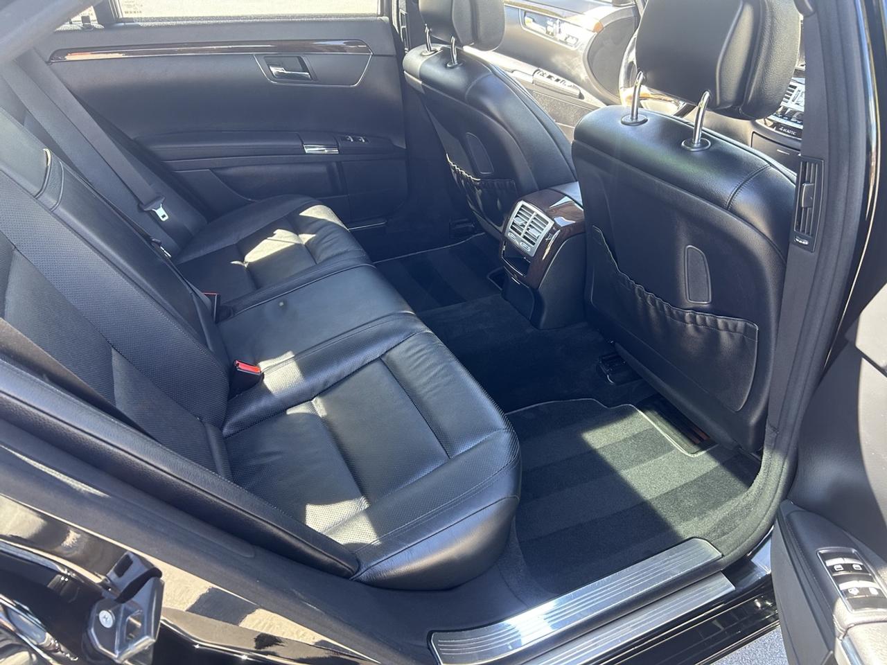 2012 Mercedes-Benz S-Class S 350 Bluetec Photo