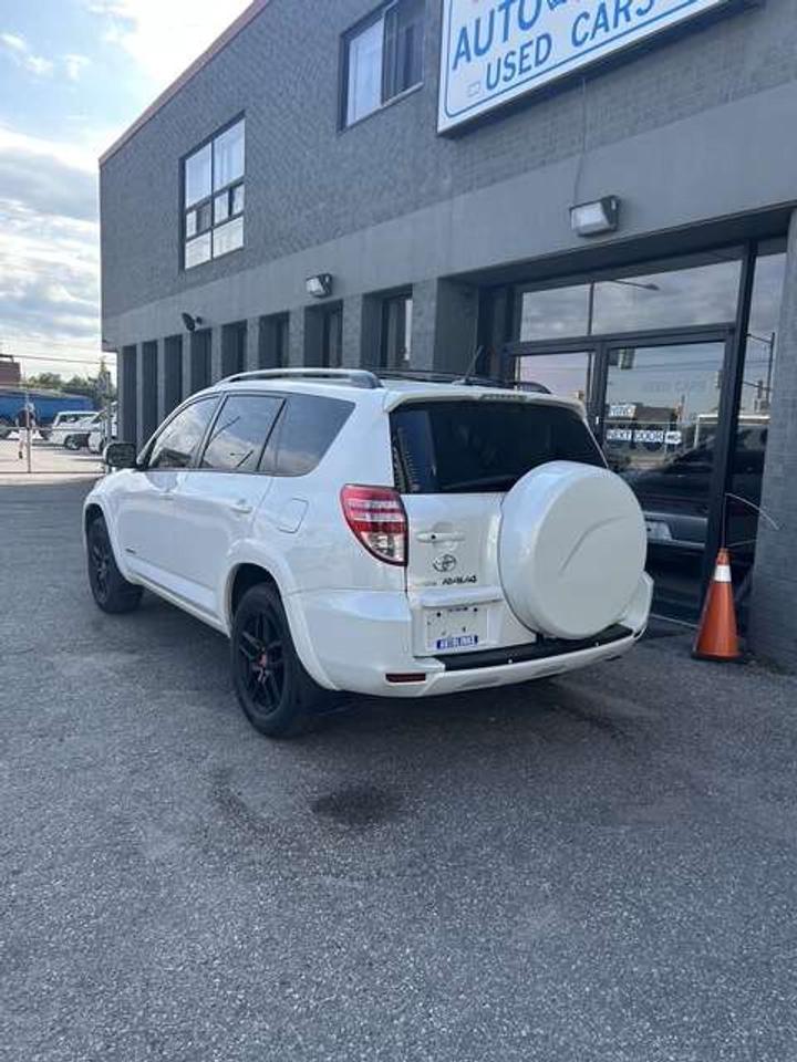 2010 Toyota RAV4 Limited   4X4   4 CYCLINDER   SUNROOF   LEATHER Photo