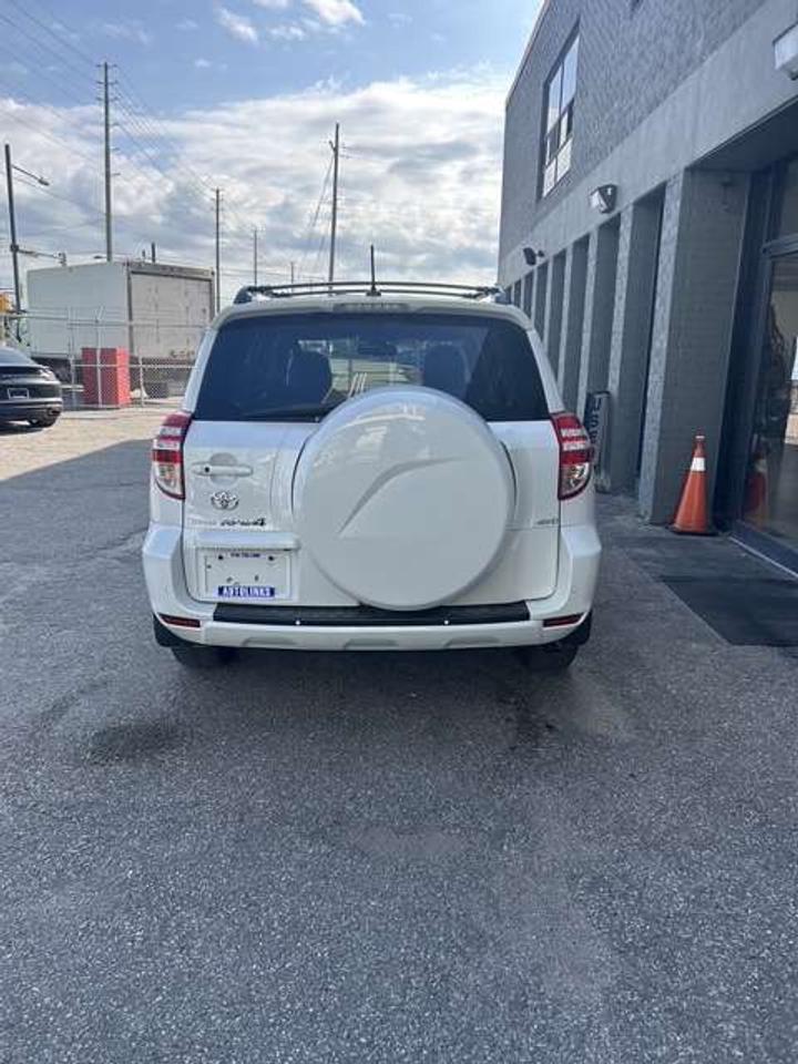 2010 Toyota RAV4 Limited   4X4   4 CYCLINDER   SUNROOF   LEATHER Photo
