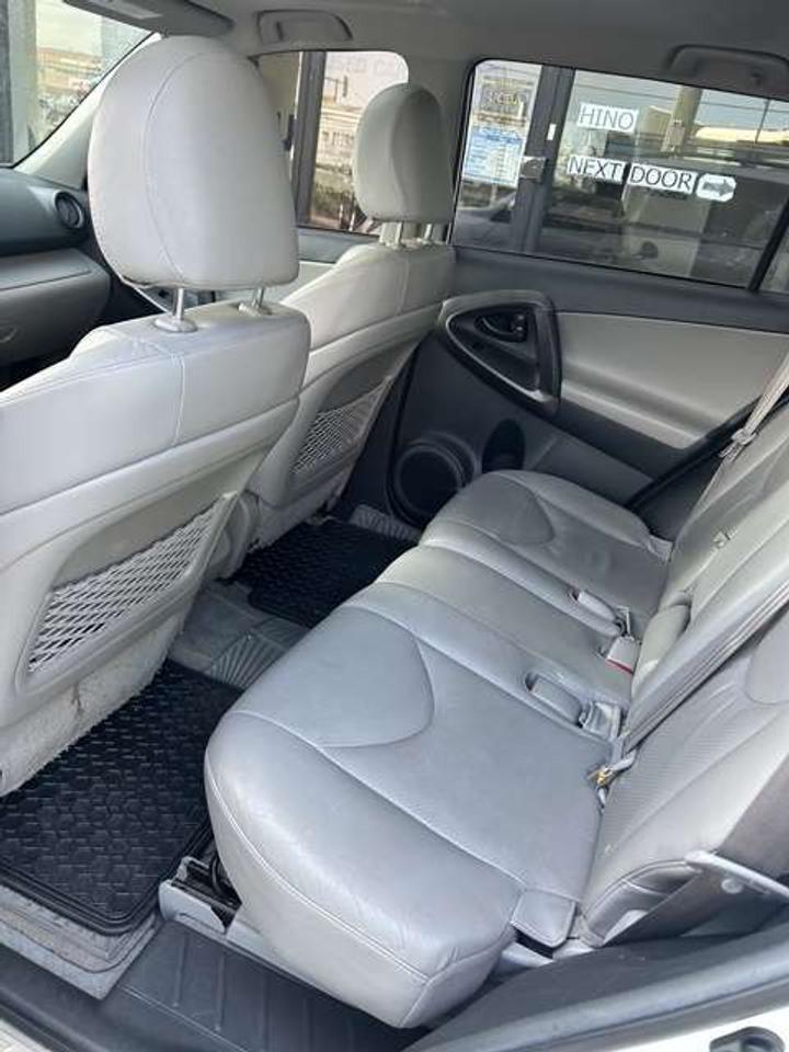 2010 Toyota RAV4 Limited   4X4   4 CYCLINDER   SUNROOF   LEATHER Photo