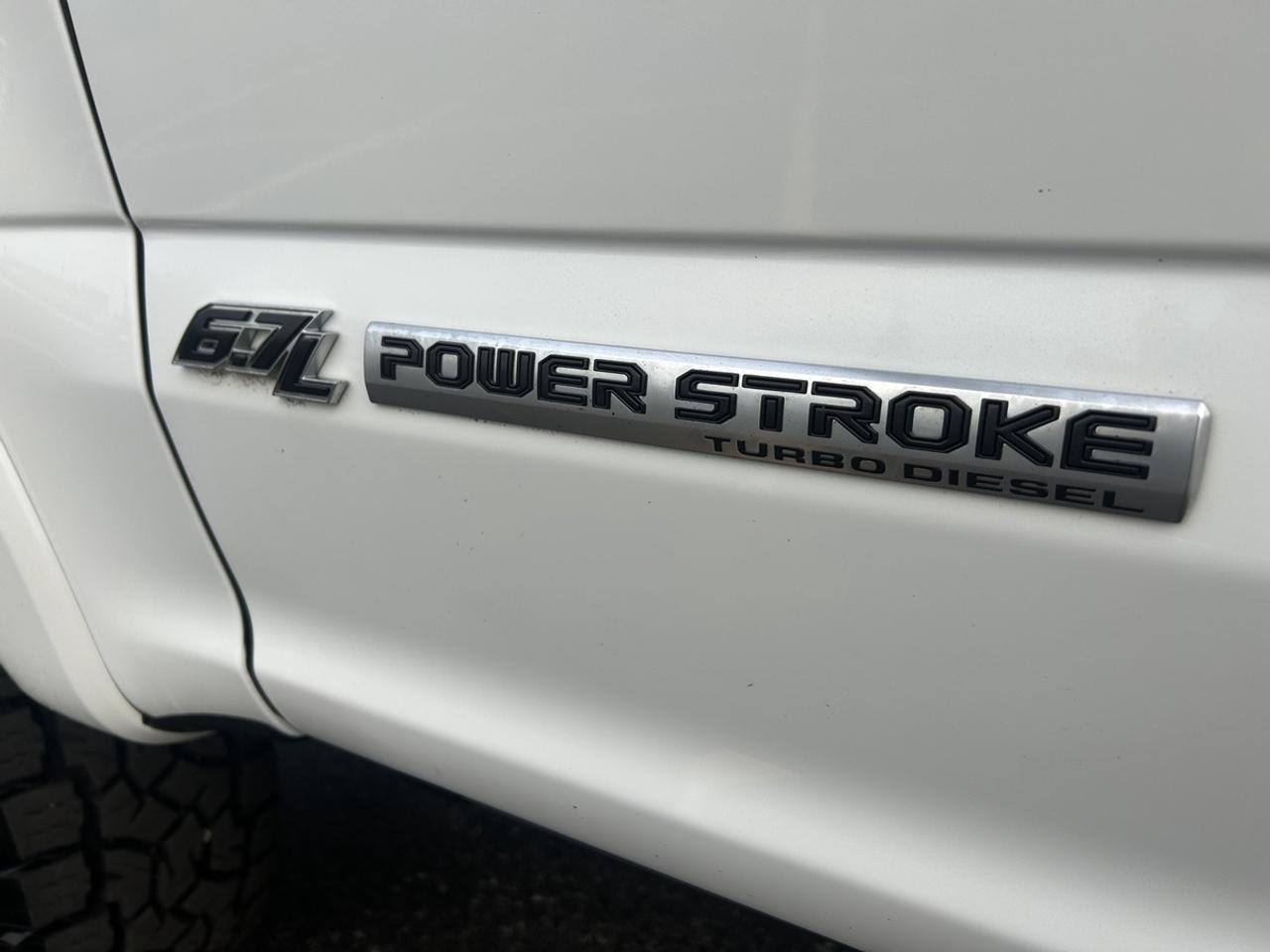 2021 Ford F-250 LARIAT Photo