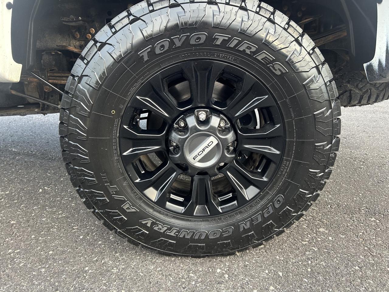 2021 Ford F-250 LARIAT Photo