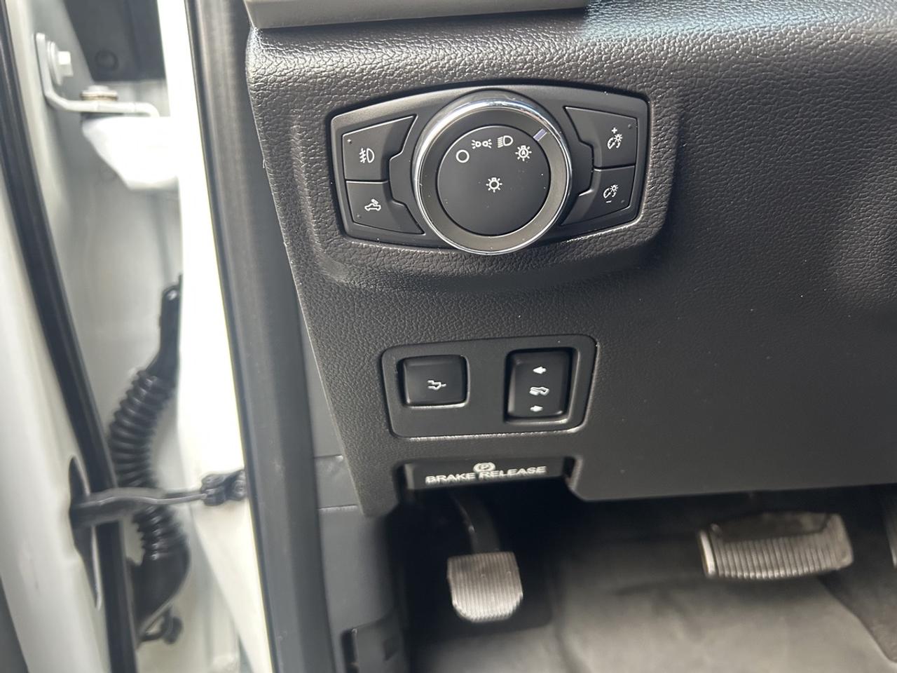 2021 Ford F-250 LARIAT Photo