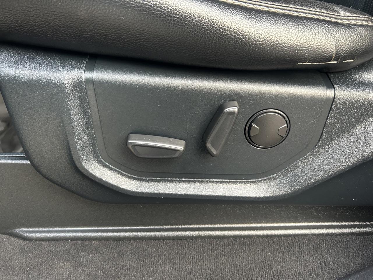 2021 Ford F-250 LARIAT Photo