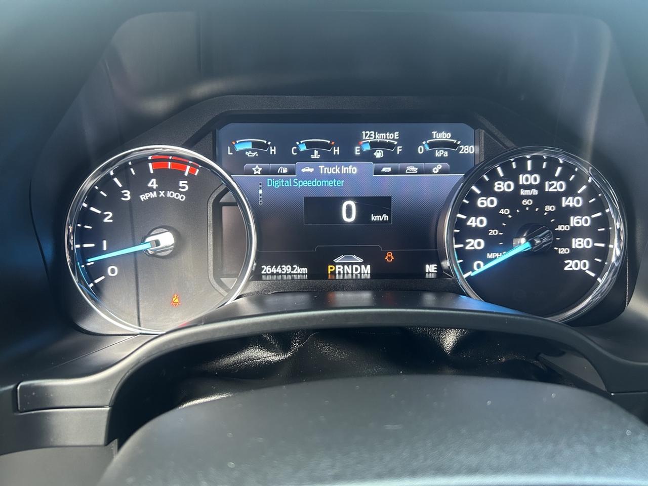2021 Ford F-250 LARIAT Photo