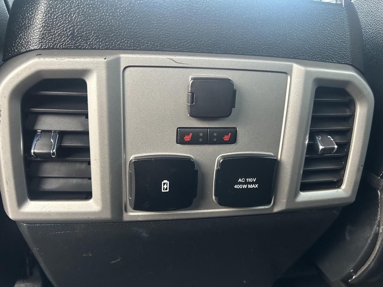 2021 Ford F-250 LARIAT Photo