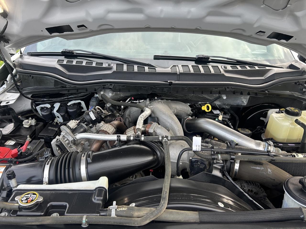 2021 Ford F-250 LARIAT Photo