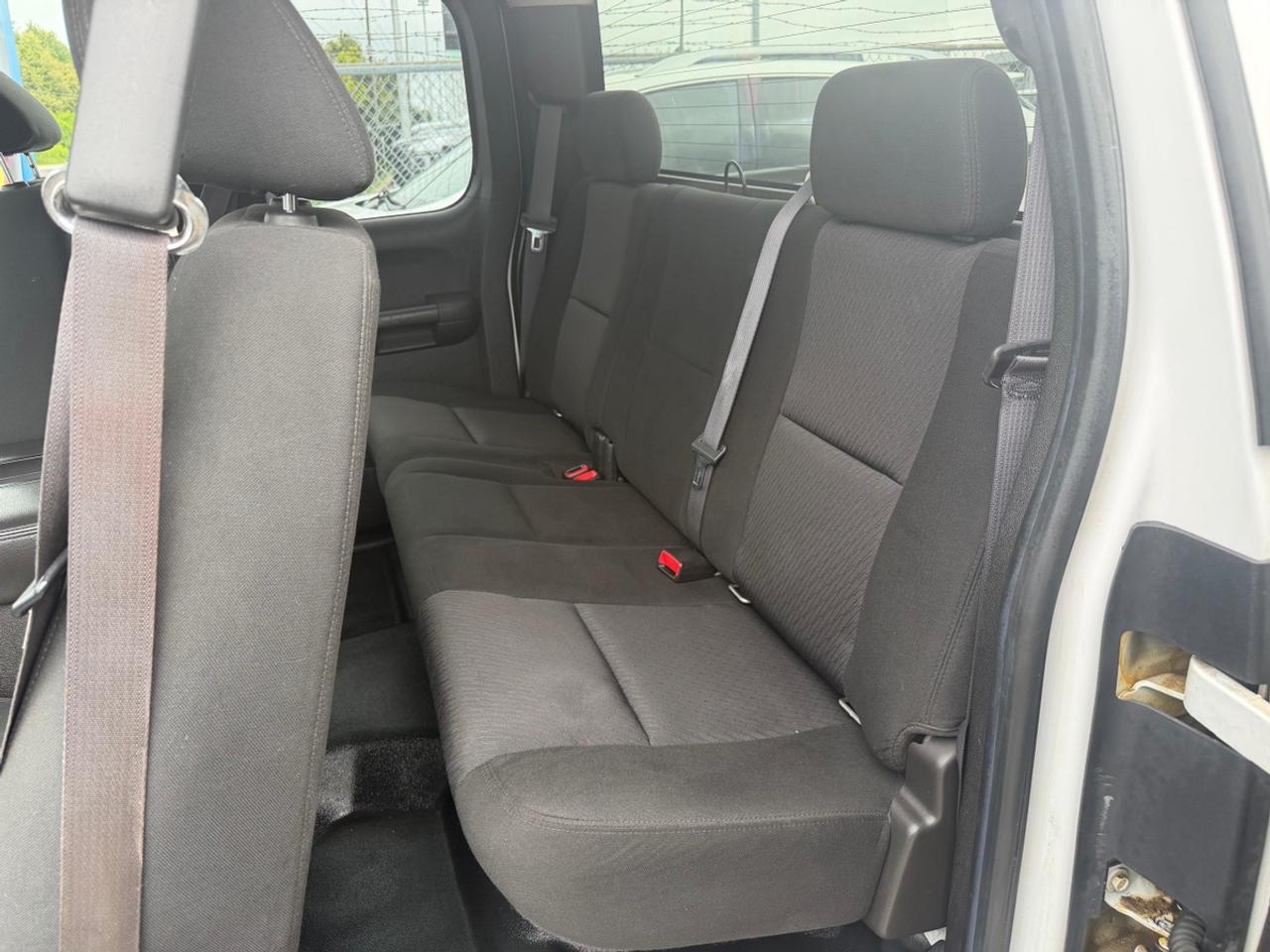 2011 GMC Sierra 1500 SLE Double Cab Photo