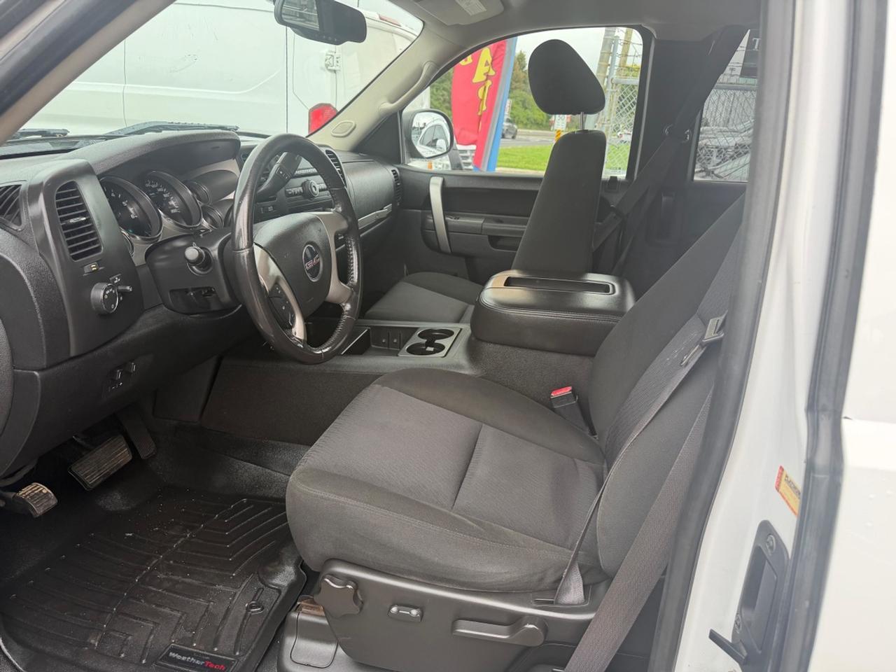 2011 GMC Sierra 1500 SLE Double Cab Photo