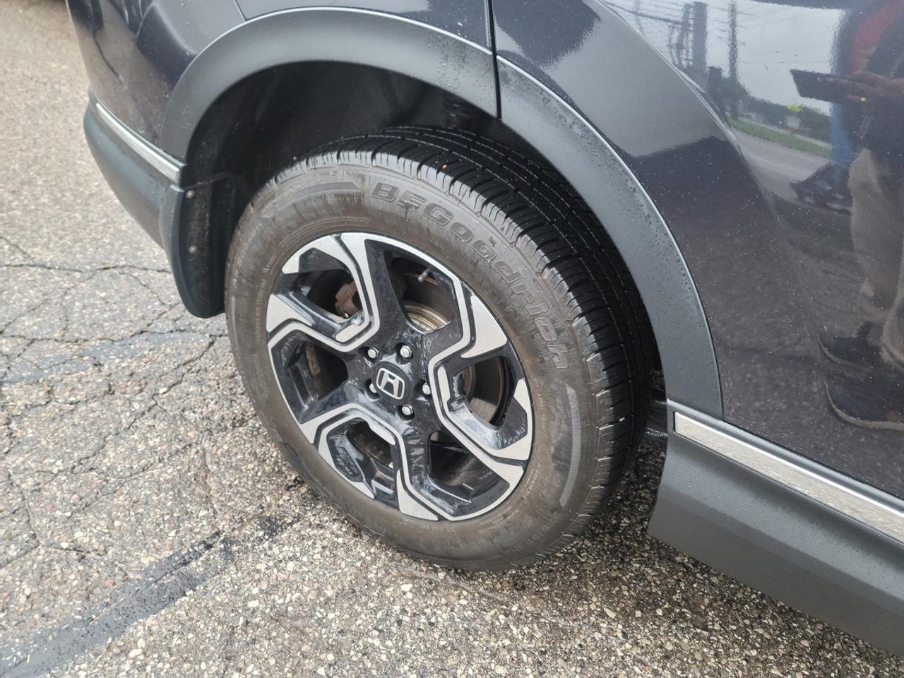 2018 Honda CR-V Touring Photo
