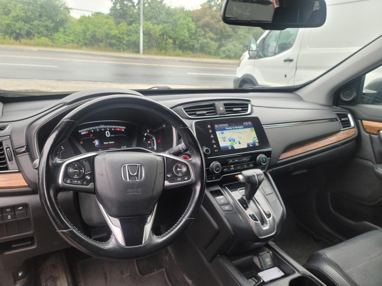 2018 Honda CR-V Touring Photo