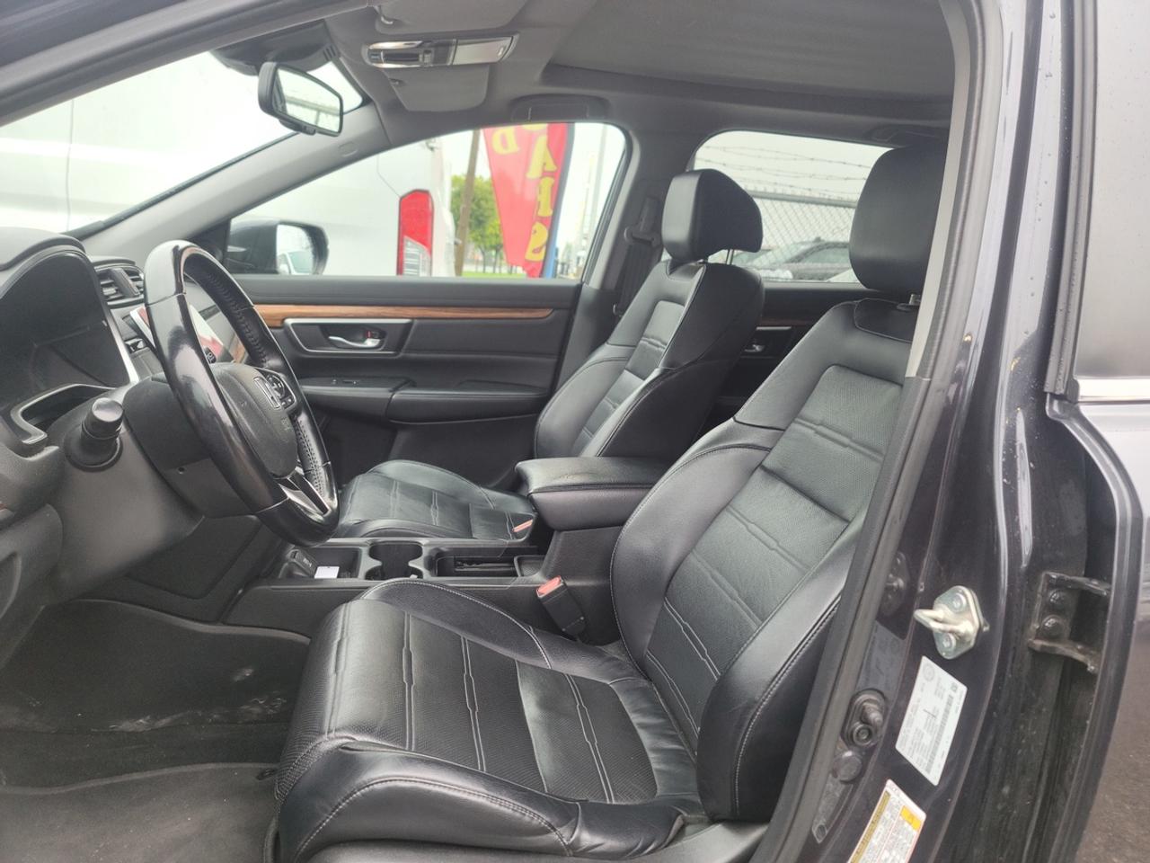 2018 Honda CR-V Touring Photo