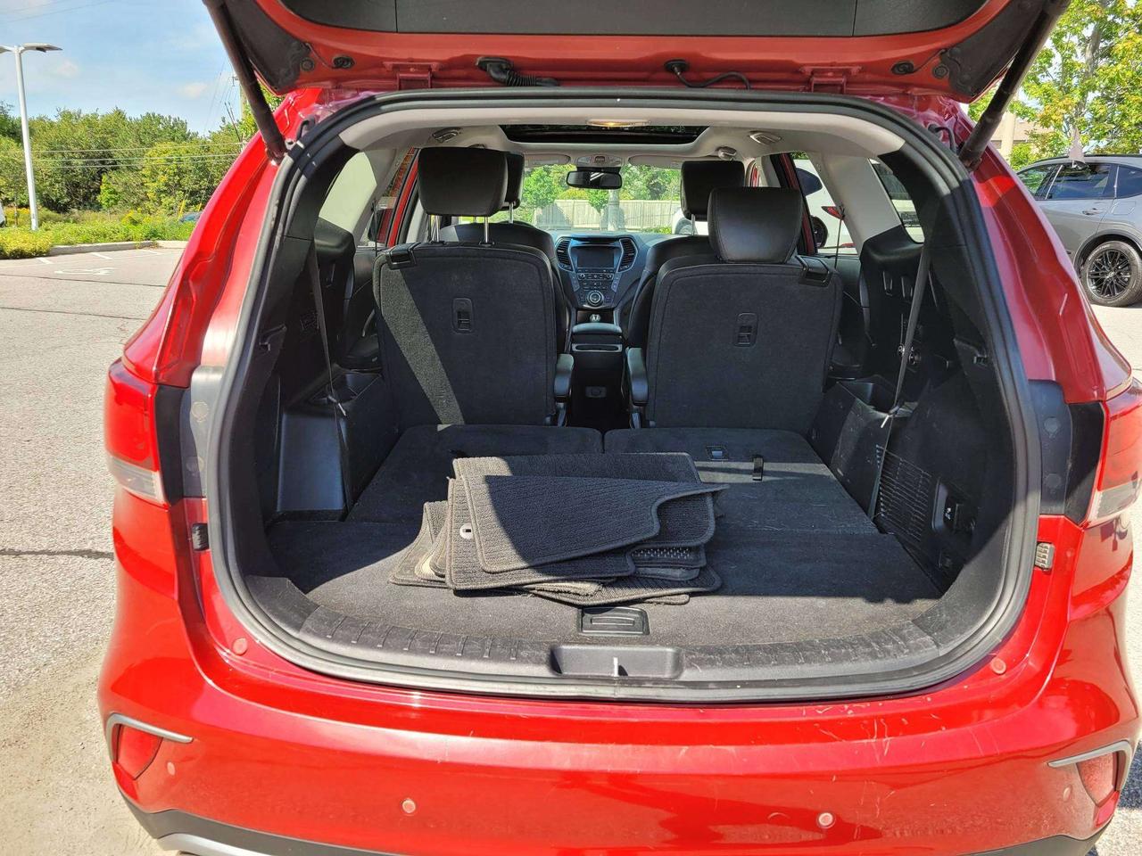 2017 Hyundai Santa Fe Luxury (SORRY SOLD SOLD SOLD) Photo