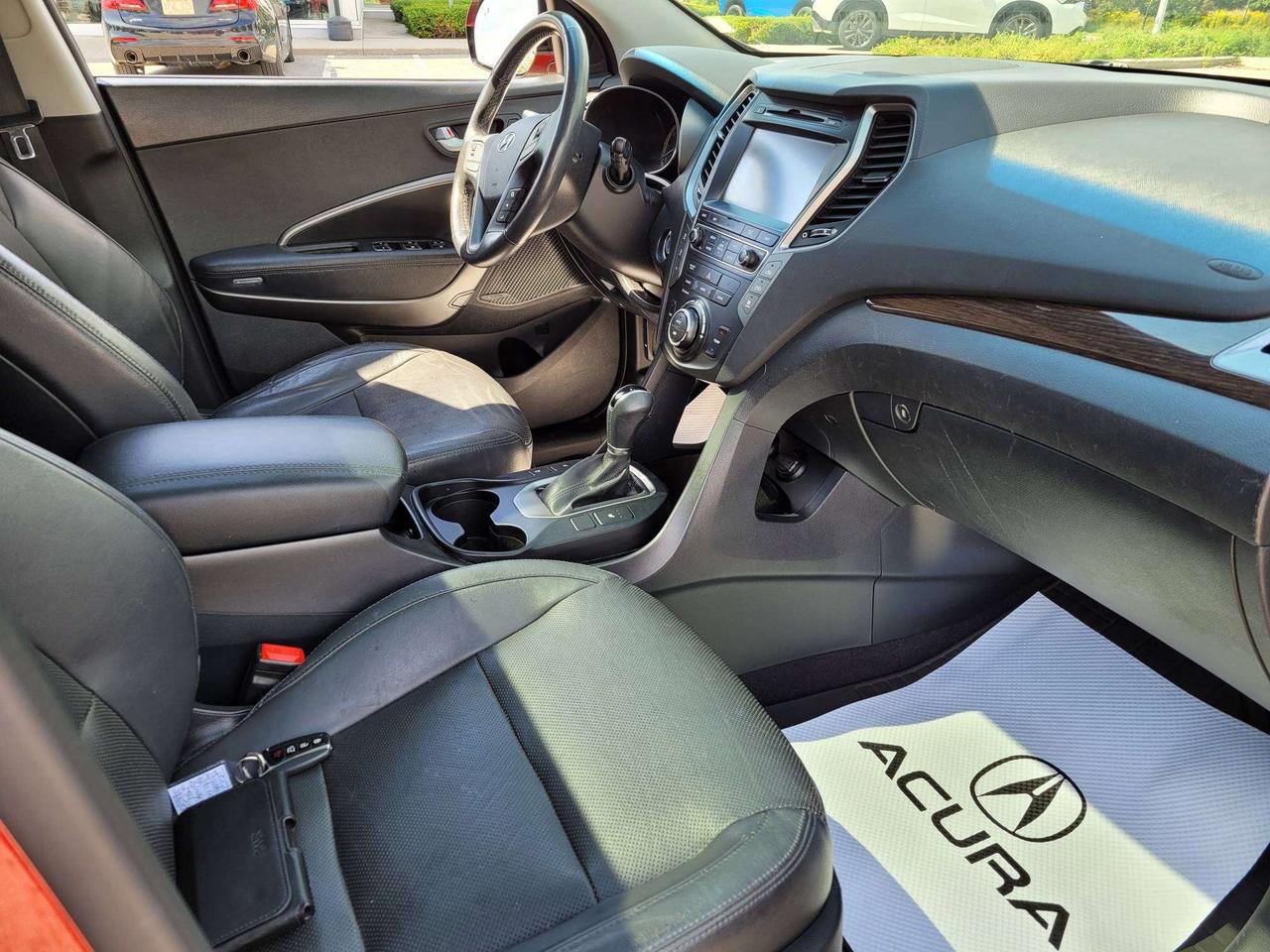 2017 Hyundai Santa Fe Luxury (SORRY SOLD SOLD SOLD) Photo