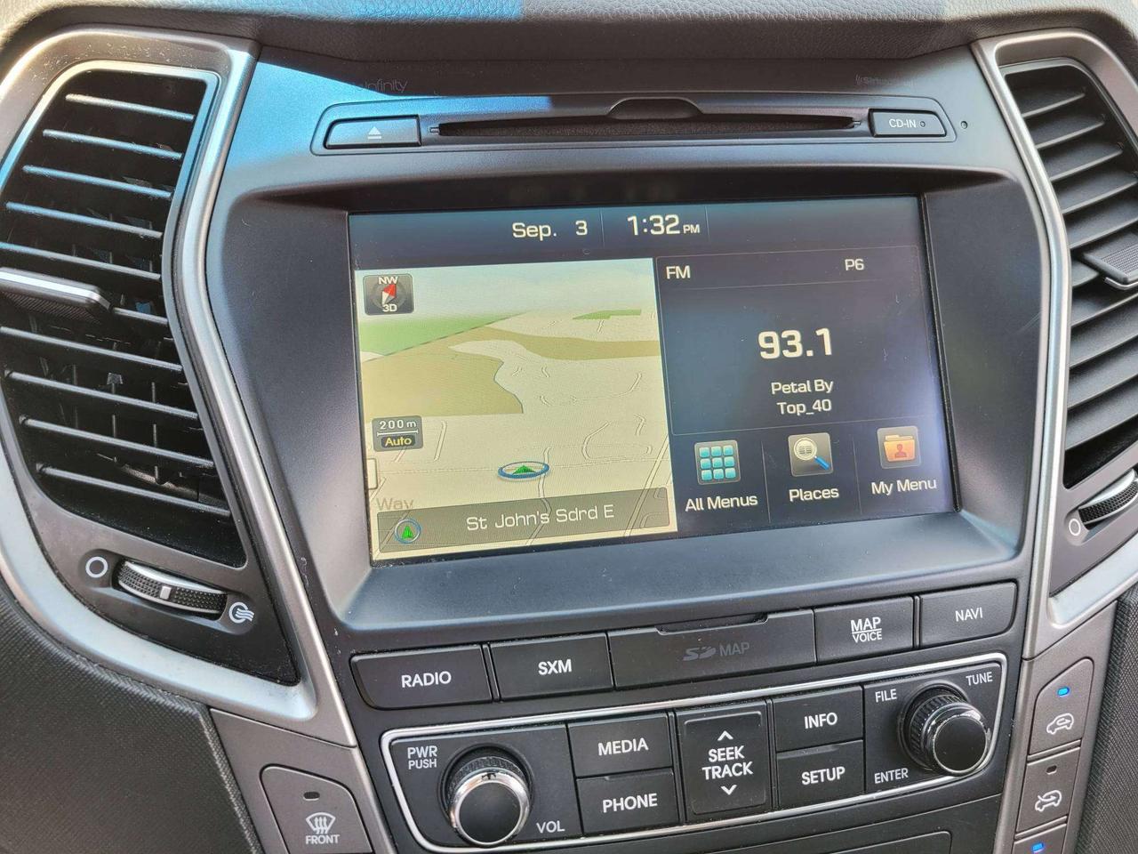 2017 Hyundai Santa Fe Luxury (SORRY SOLD SOLD SOLD) Photo