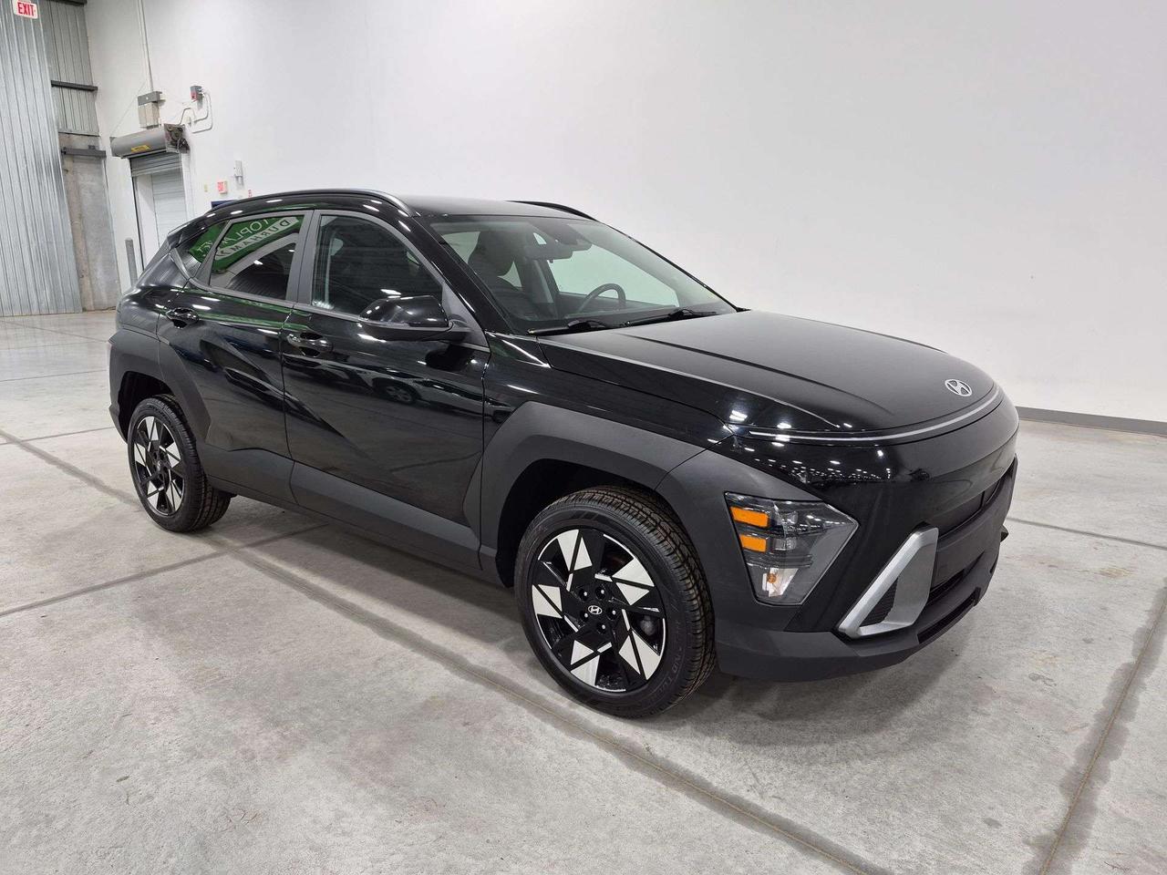 2024 Hyundai KONA Preferred AWD, Back Up Cam, Android Auto! Photo