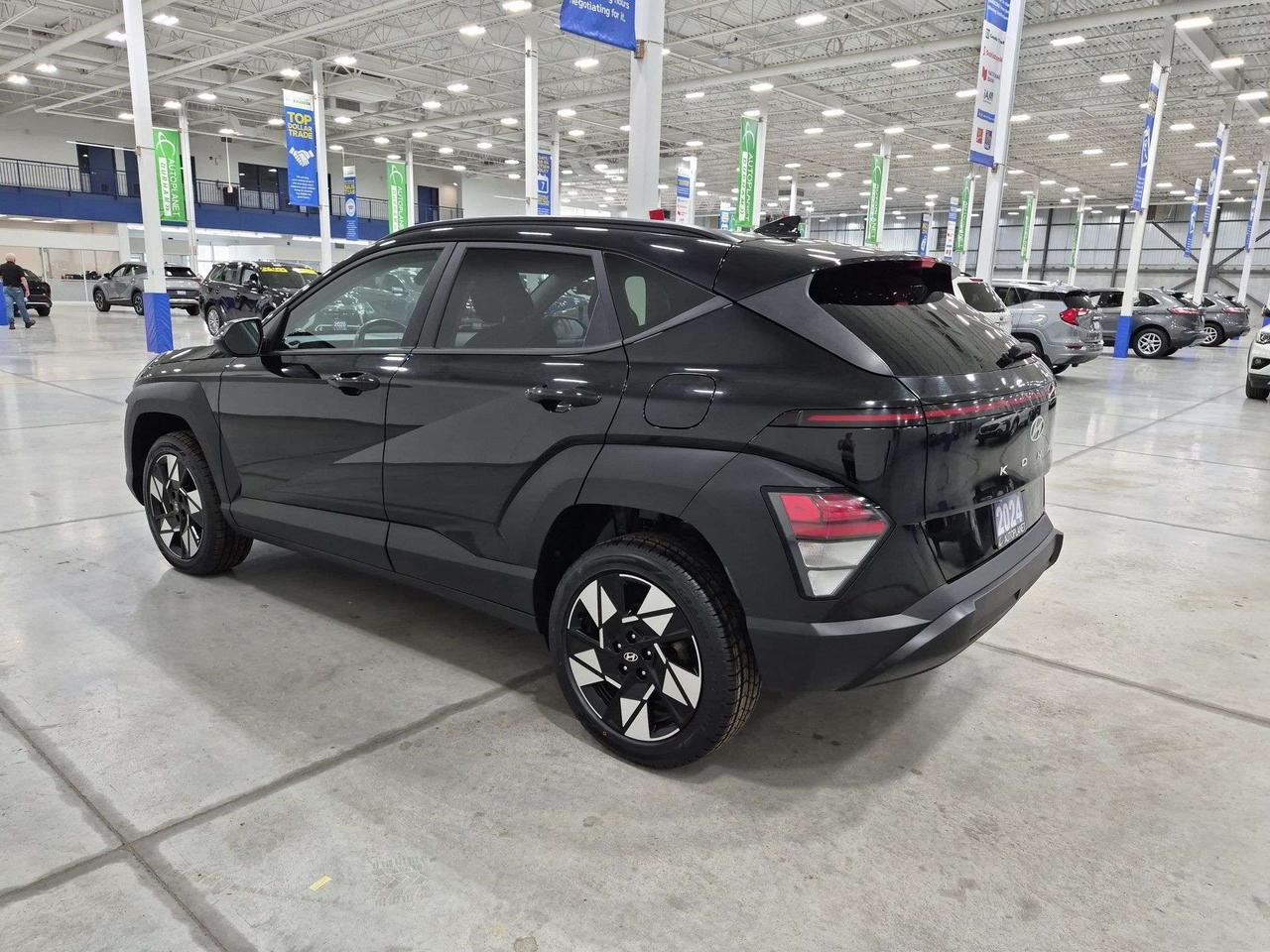 2024 Hyundai KONA Preferred AWD, Back Up Cam, Android Auto! Photo